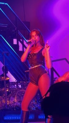 © twitter.com/sometimesheaven
