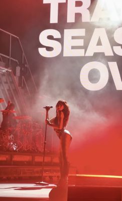 © twitter.com/sometimesheaven
