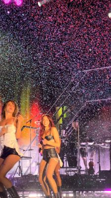 © twitter.com/goldnstellite
