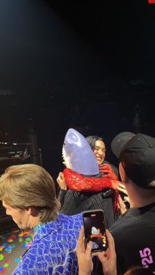 © x.com/13karmaisacat
