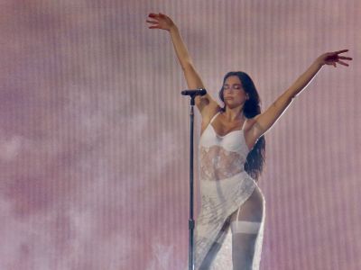 © x.com/haunted_betty
