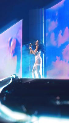 © instagram.com/lamhumanbeing
